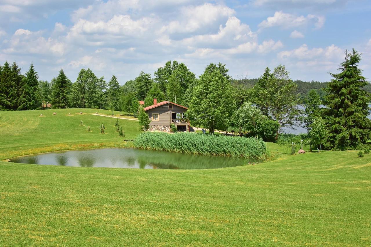 Meku Slenis Guest House Degučiai Екстериор снимка