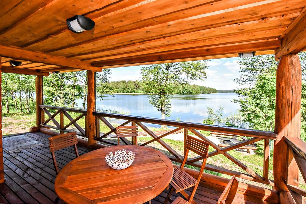 Meku Slenis Guest House Degučiai Екстериор снимка