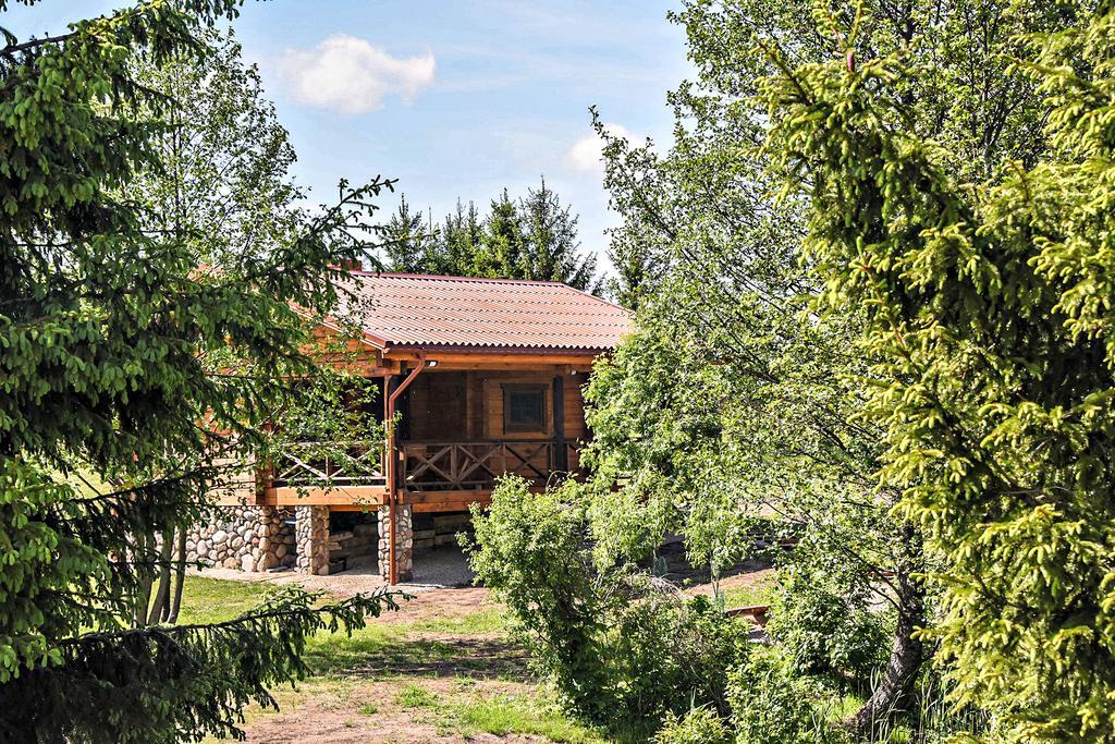 Meku Slenis Guest House Degučiai Екстериор снимка